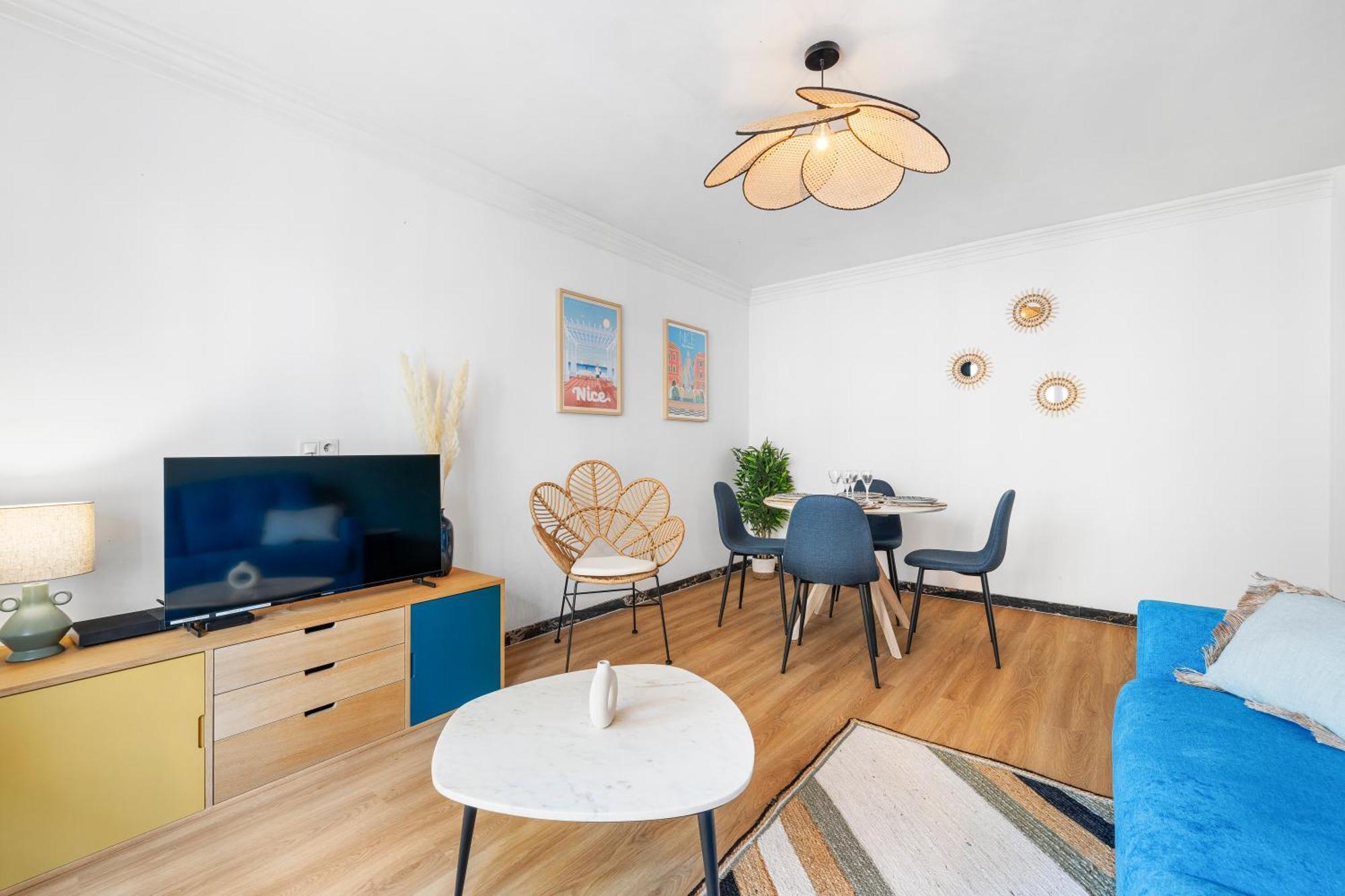 Nice Renting - Philibert - Elegant Spacious Quiet Near The Port Free Parking Eksteriør billede